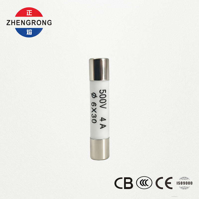 Висококвалитетни 6*30mm R058 осигурувачи 4A за меѓународни дистрибутери